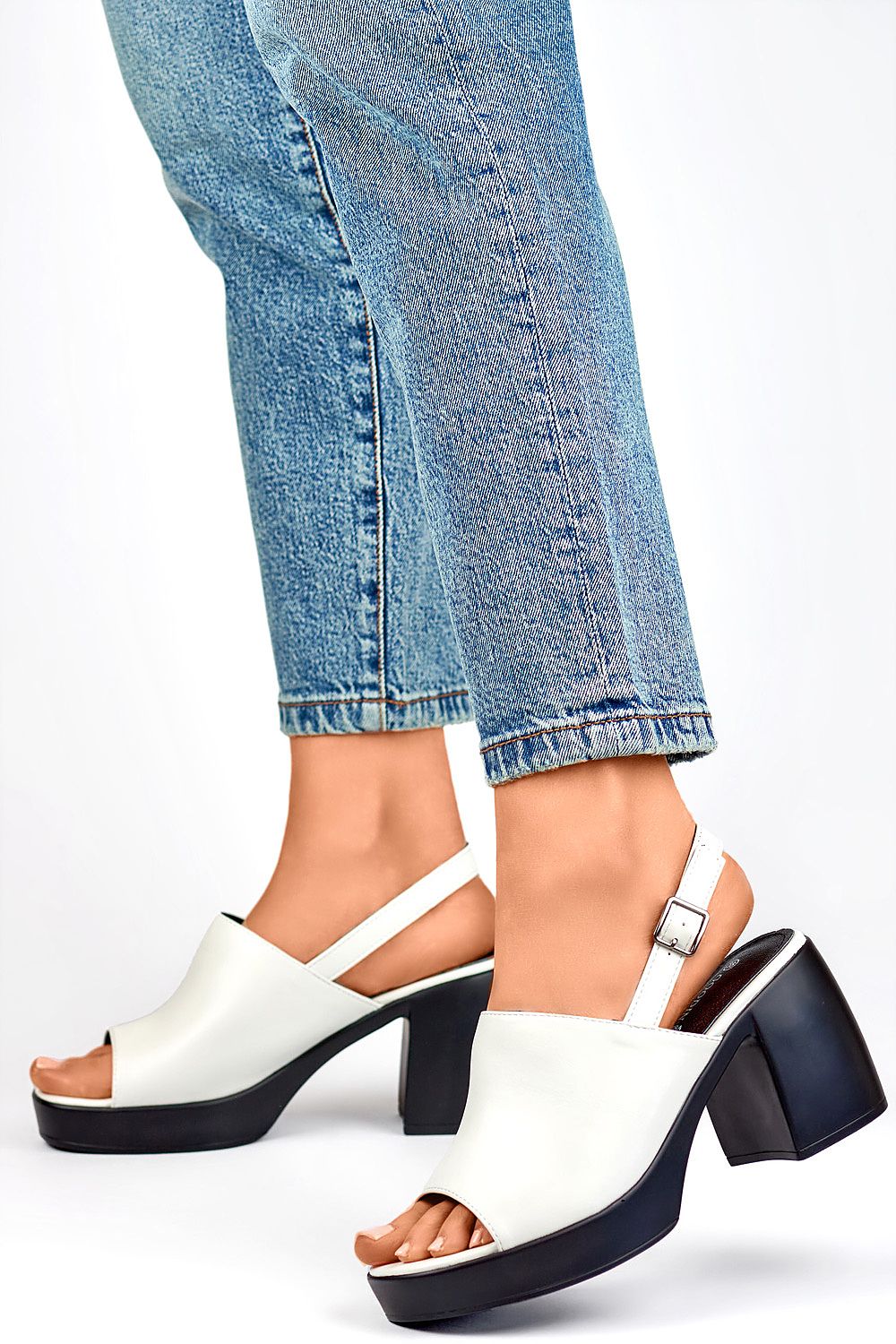 Heel sandals model 194900